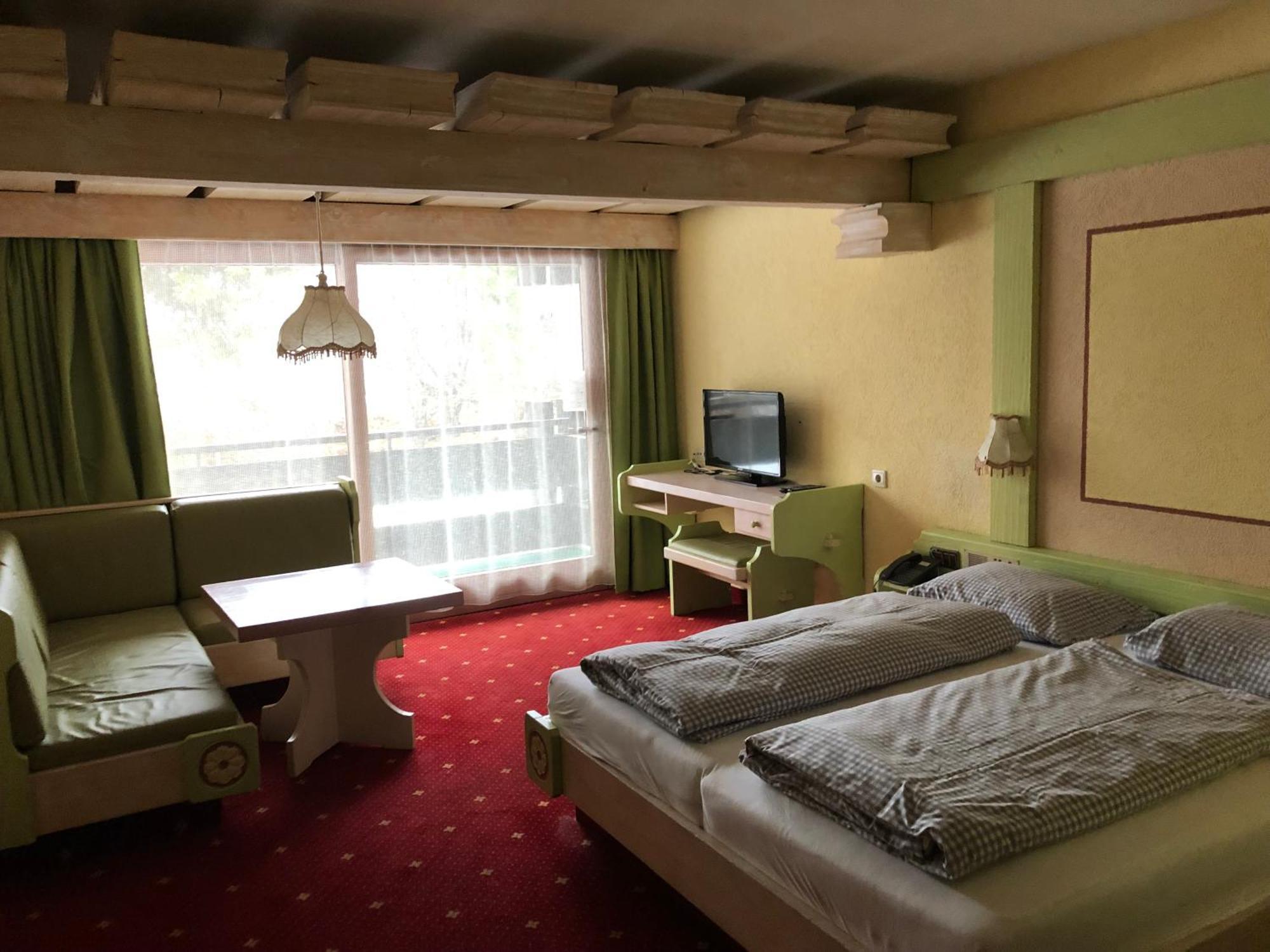 B&B In Seefeld ゼーフェルト・イン・チロル エクステリア 写真
