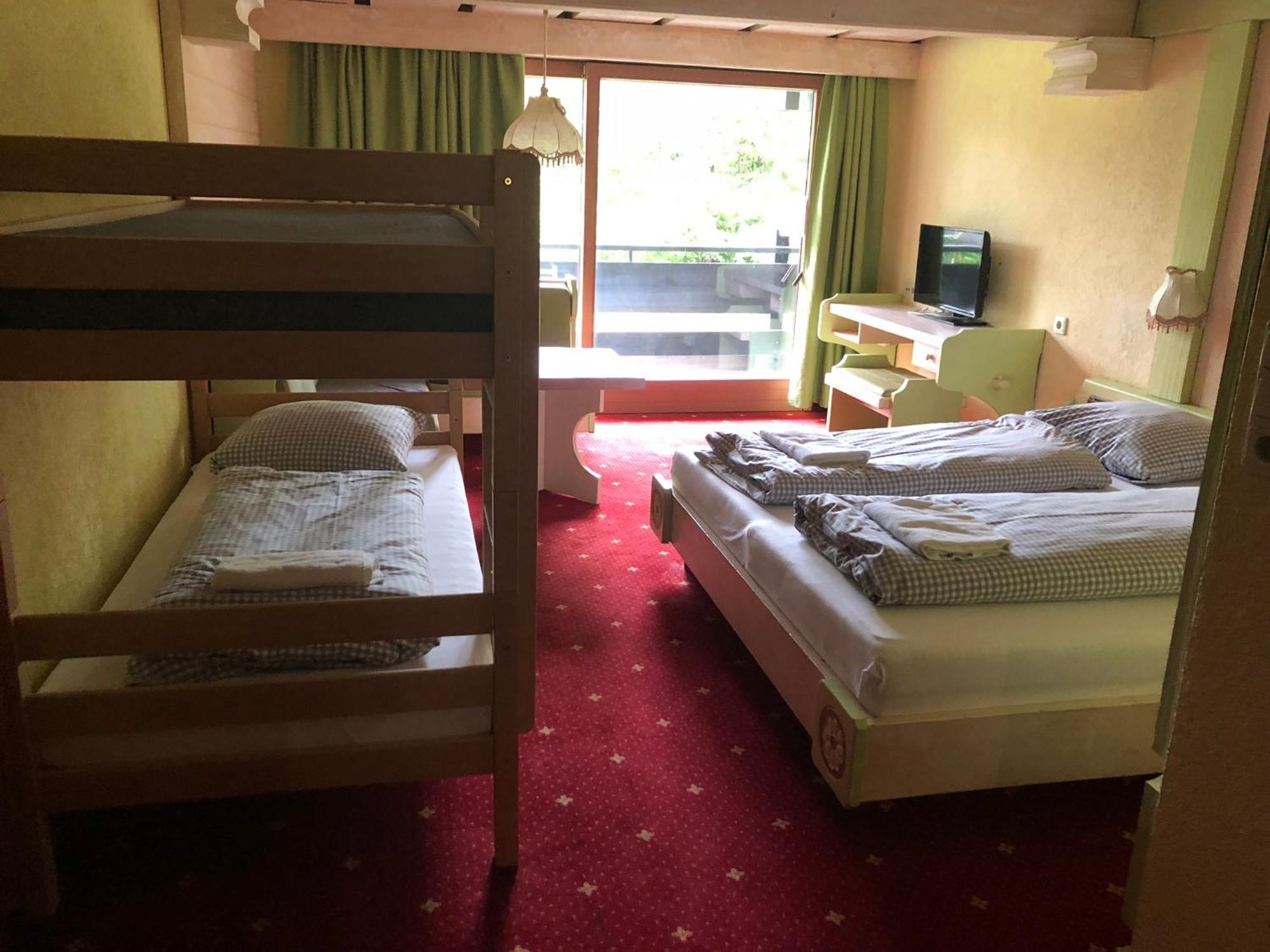 B&B In Seefeld ゼーフェルト・イン・チロル エクステリア 写真