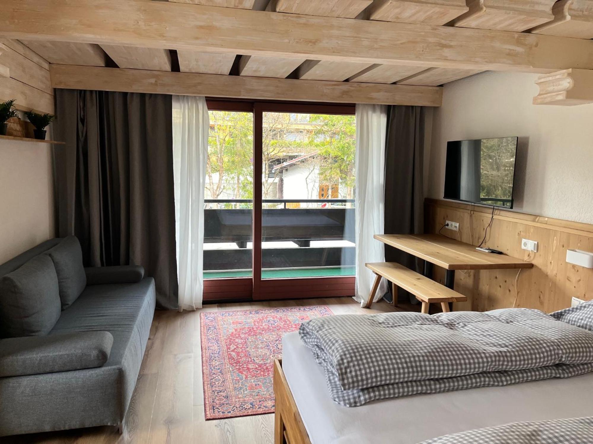 B&B In Seefeld ゼーフェルト・イン・チロル エクステリア 写真